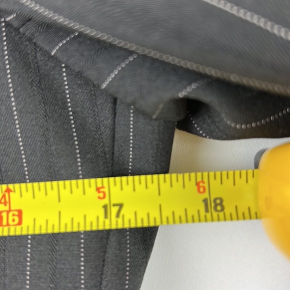 Vroom & Dressman Youth Black Pinstripe Blazer - Picture 7 of 10